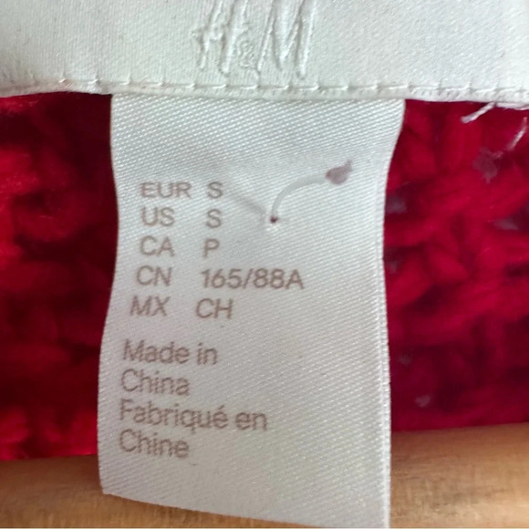 H&M eyelet knit sweater in red Size: S - Picture 4 of 5